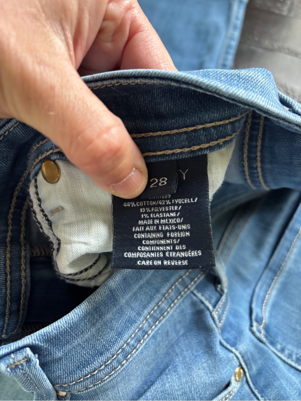 Fidelity Denim women’s Sola mid rise skinny ankle jeans, size 28/6 - Picture 3 of 4